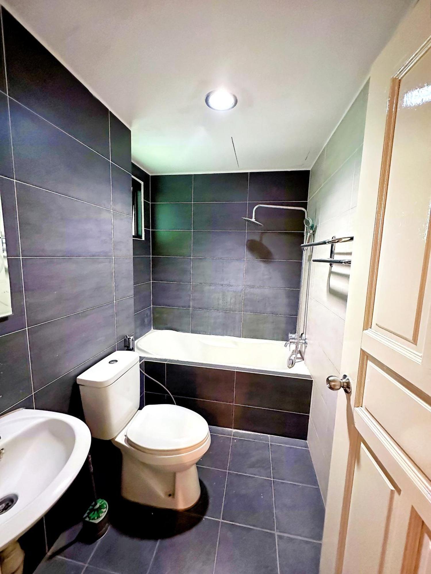 Kinta Riverfront Apartment, Jalan Lim Bo Seng Ipoh Luaran gambar